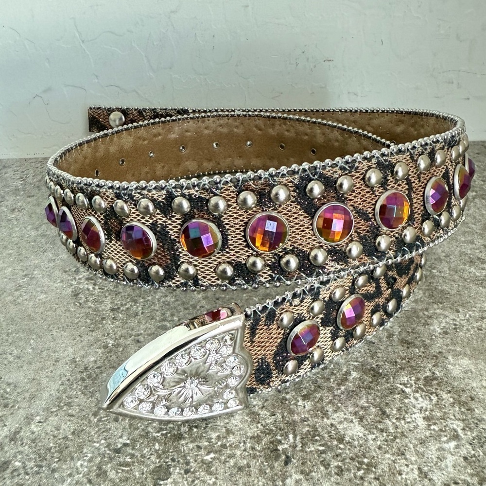 NWT Blazin Roxx Rhinestone Western Leather size S Length is 35 inches